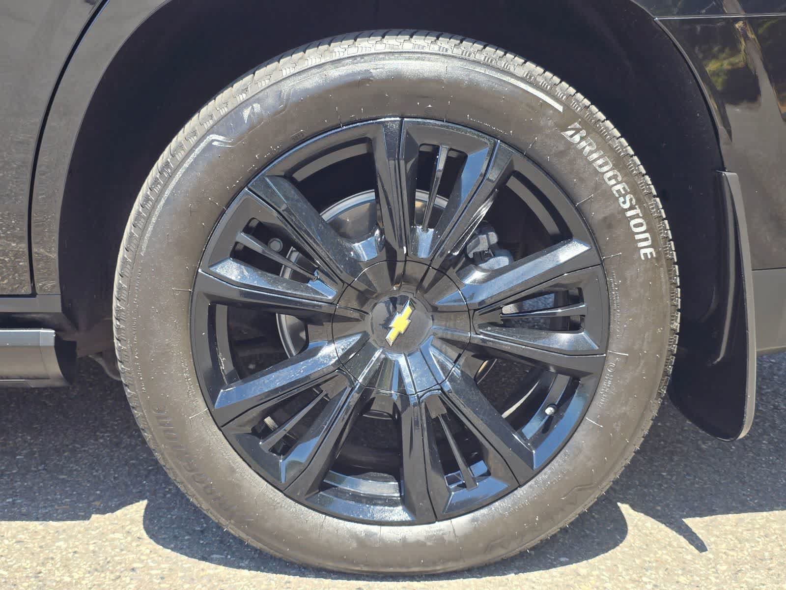 Used 2023 Chevrolet Tahoe High Country w/ Advanced Technology Package AWD/4WD image 8