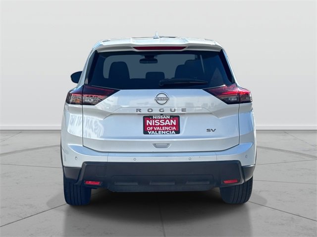 Certified 2024 Nissan Rogue SV image 4