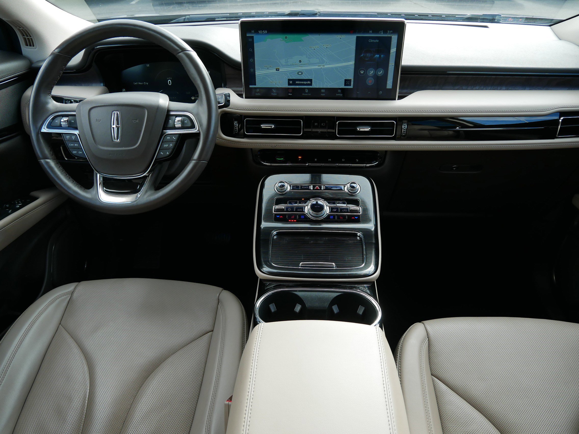 Used 2022 Lincoln Nautilus Reserve image 10