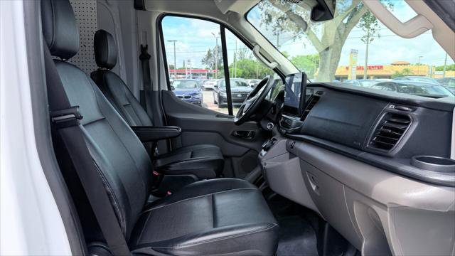 Used 2022 Ford E-Transit 148 High Roof RWD image 23