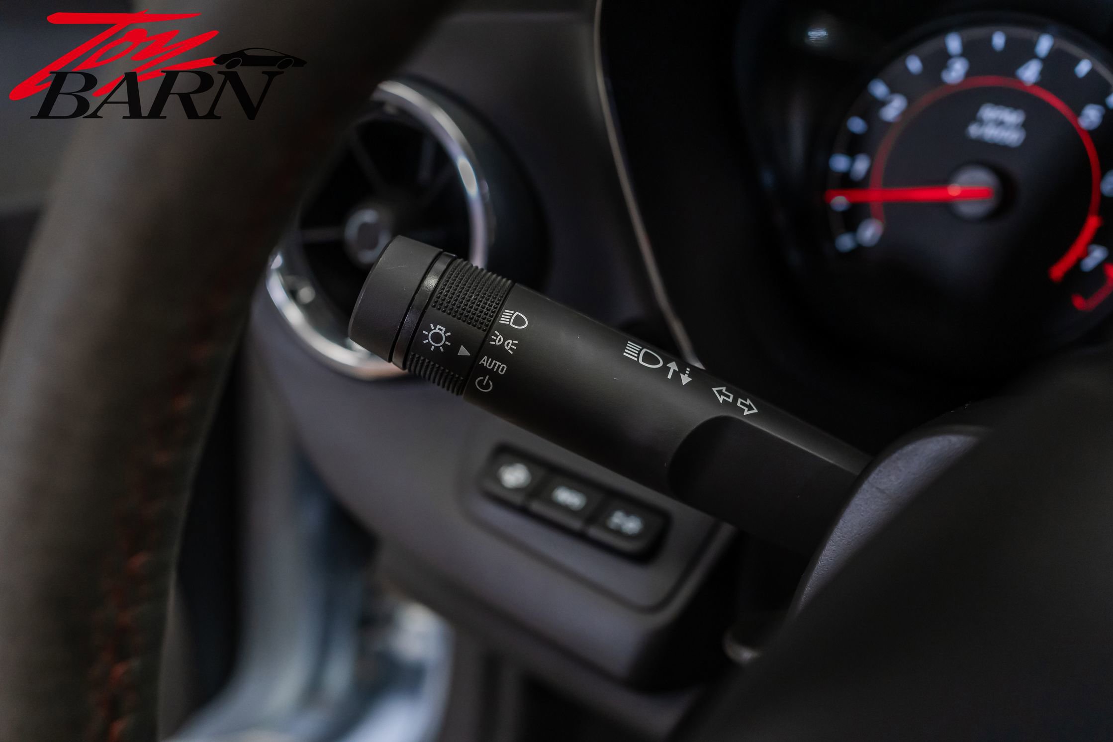 Used 2018 Chevrolet Camaro ZL1 image 45