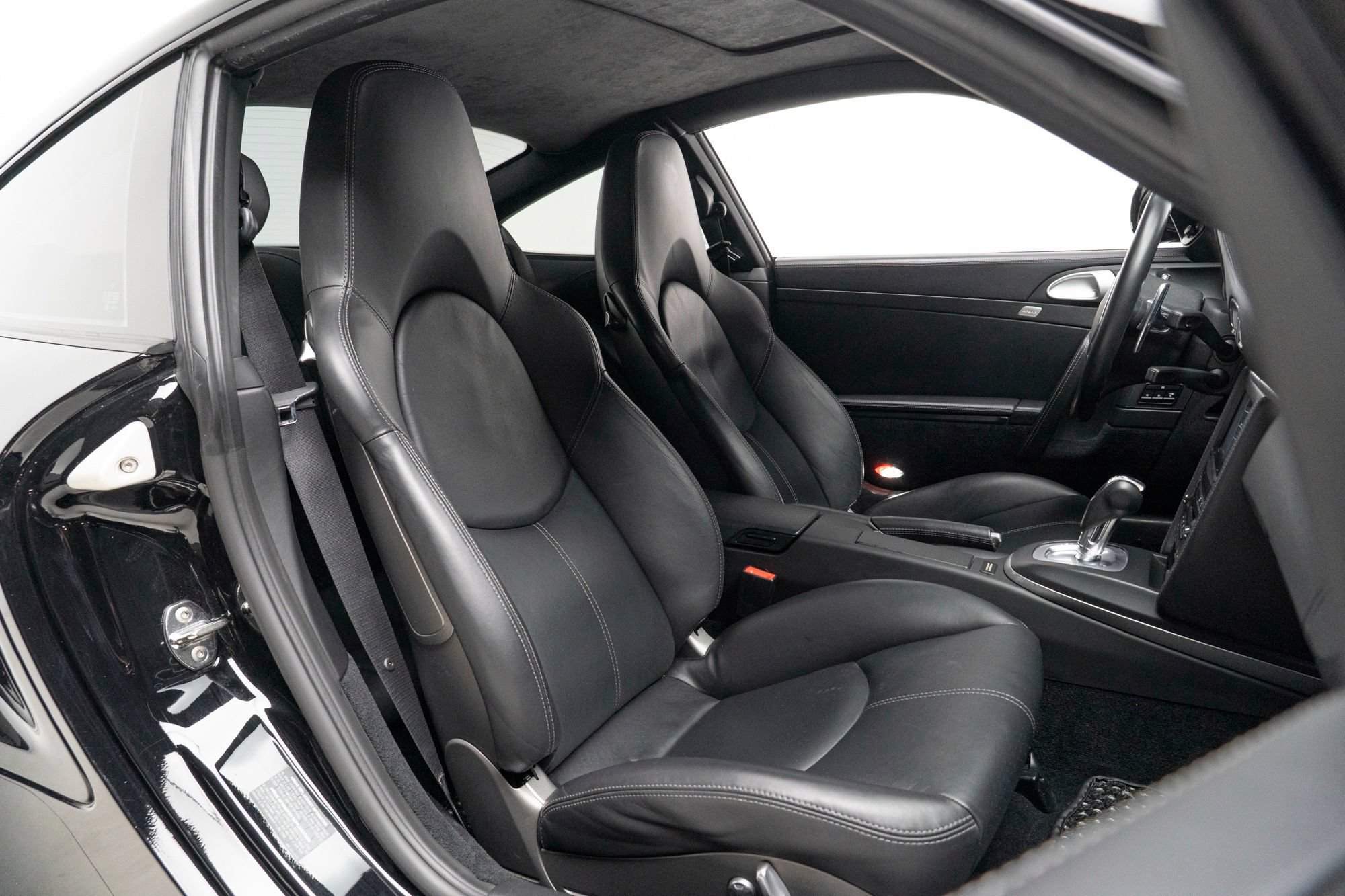 Used 2013 Porsche 911 Turbo S AWD/4WD image 45