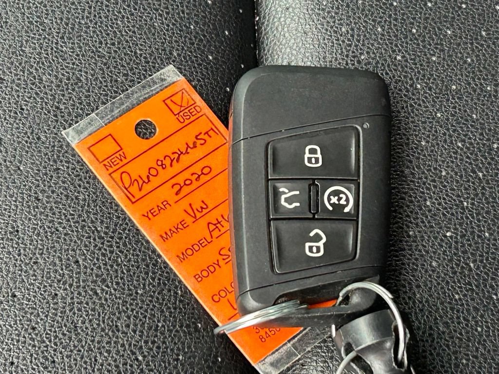 Used 2020 Volkswagen Atlas Cross Sport SE FWD image 55