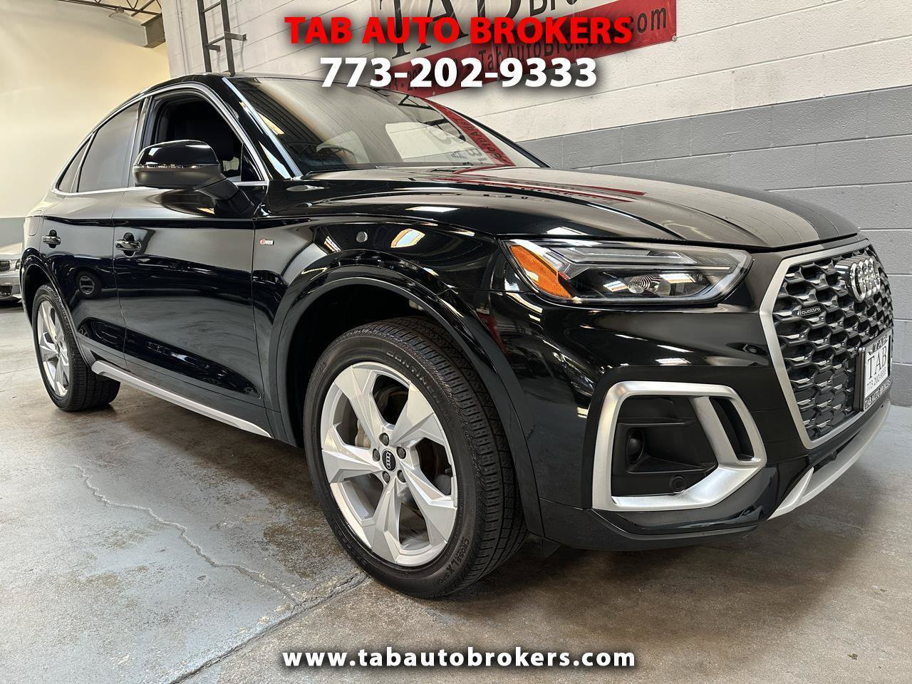 Used 2023 Audi Q5 2.0T Premium w/ Convenience Package AWD/4WD image 1