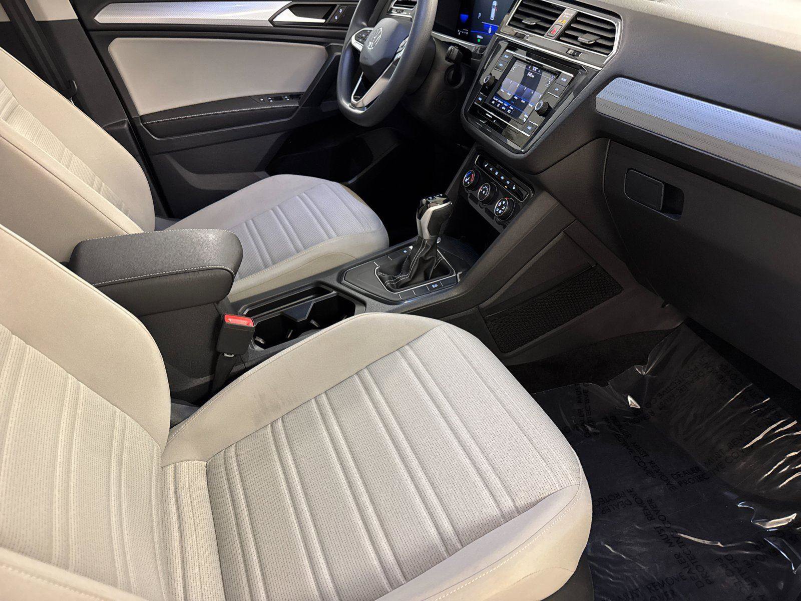 Used 2023 Volkswagen Tiguan S FWD image 16