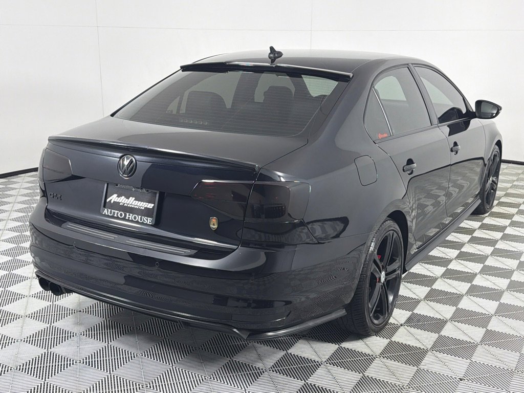 Used 2017 Volkswagen Jetta GLI image 5