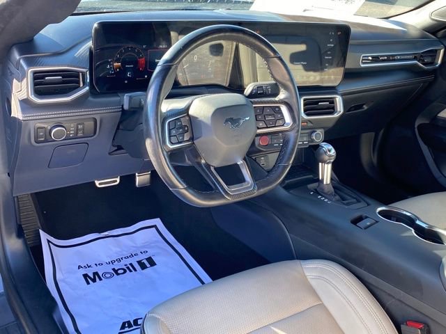 Used 2024 Ford Mustang Premium image 6