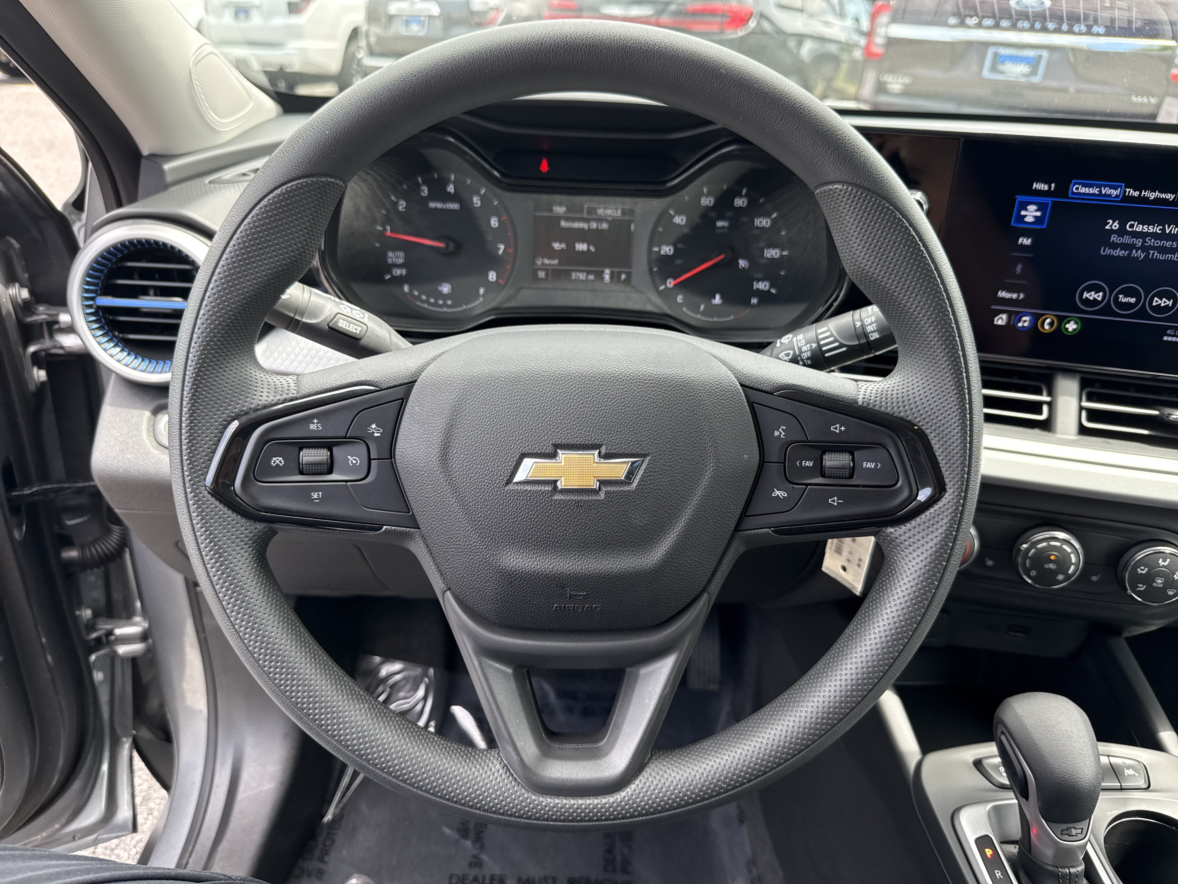 Used 2026 Chevrolet Trax LS w/ LS Convenience Package FWD image 18