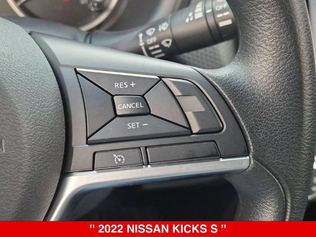 Certified 2022 Nissan Kicks S FWD image 22