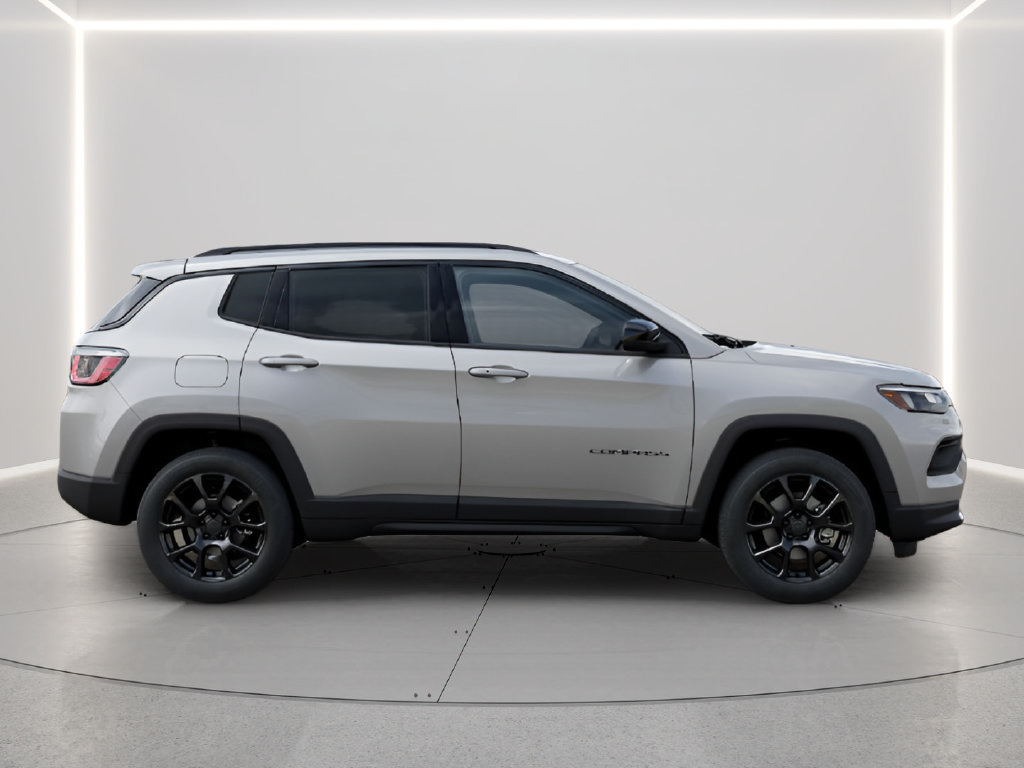 New 2026 Jeep Compass Latitude AWD/4WD image 13