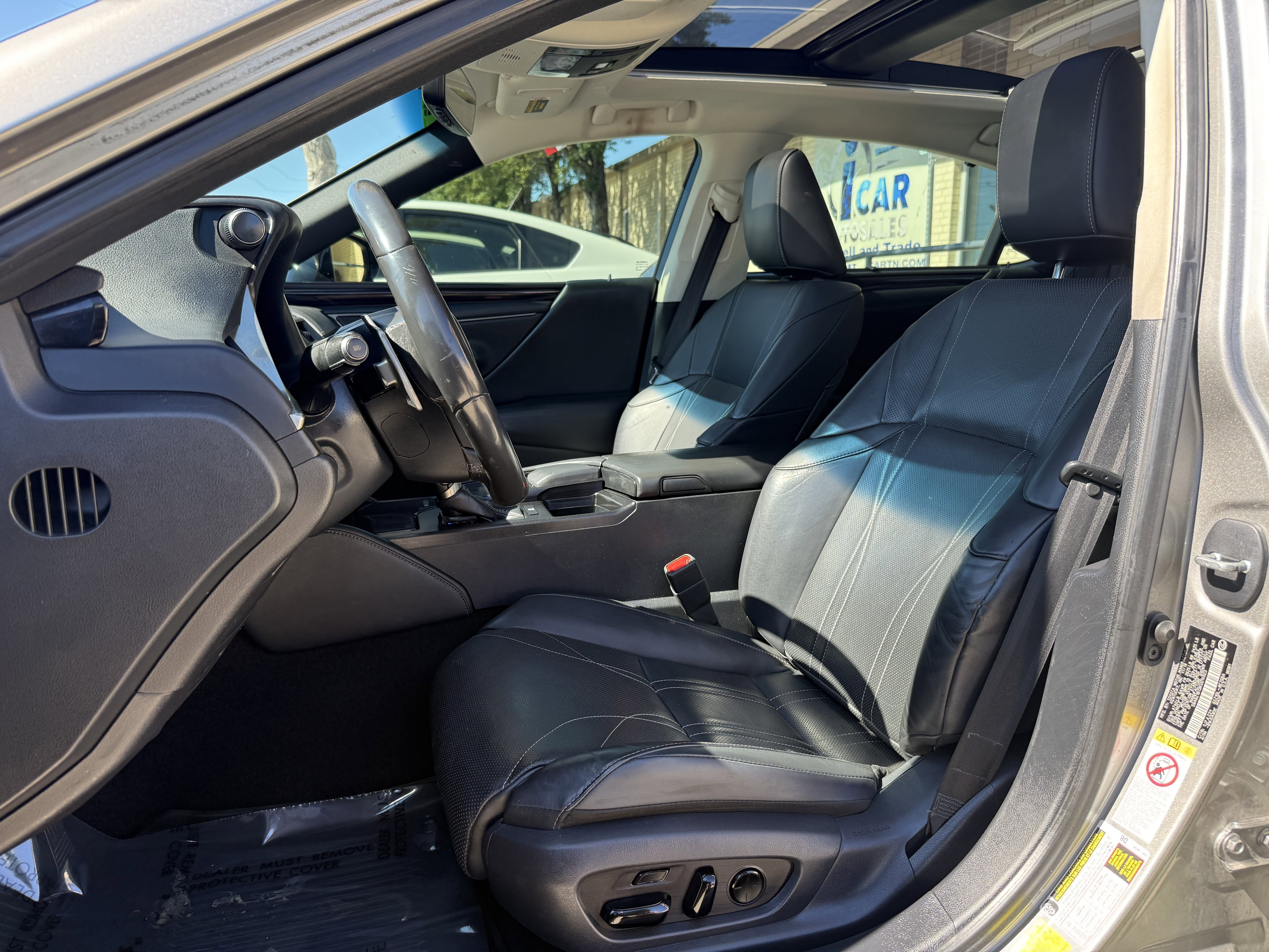 Used 2019 Lexus ES 350 Ultra Luxury image 9