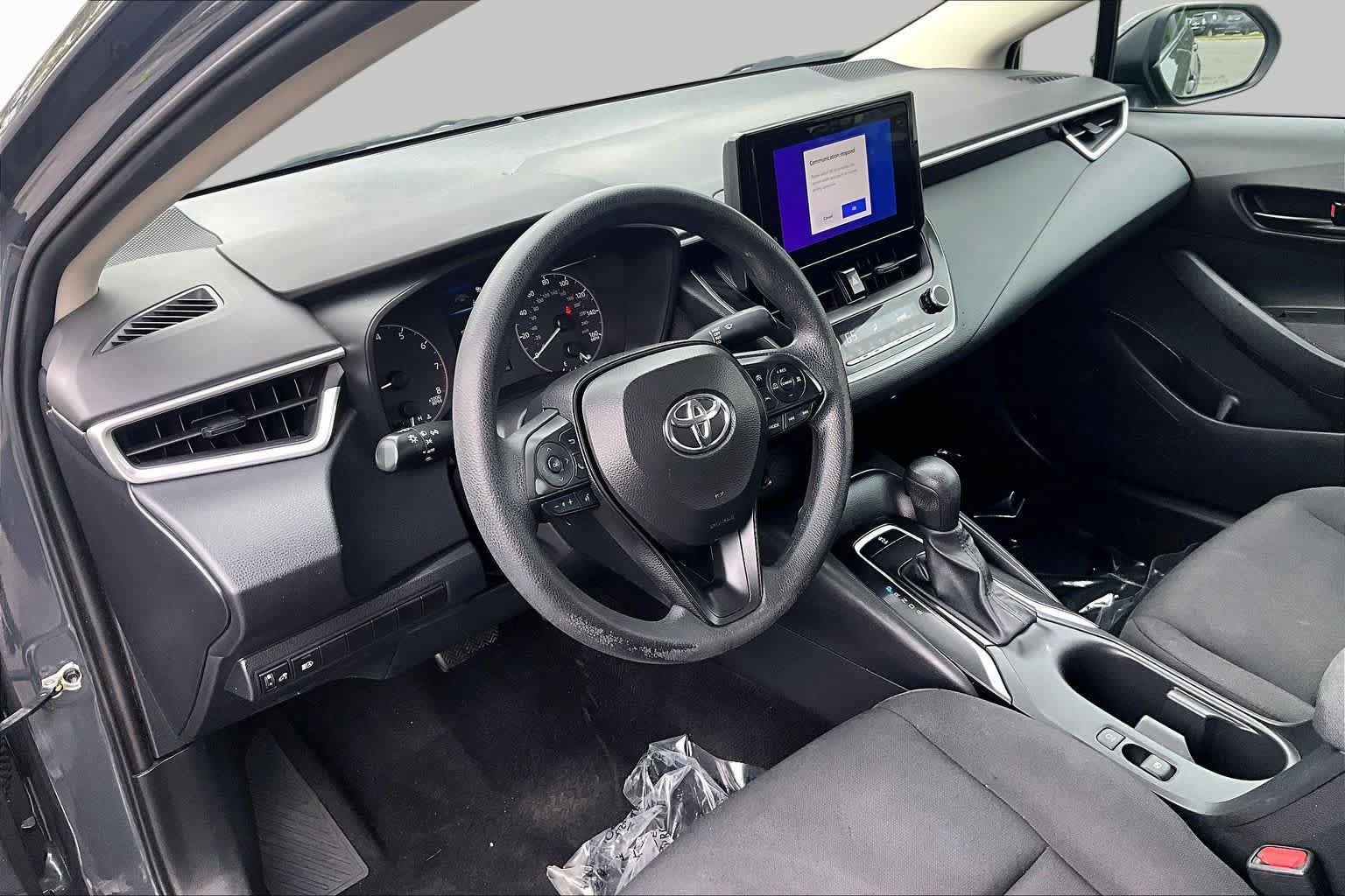 Used 2023 Toyota Corolla LE FWD image 17