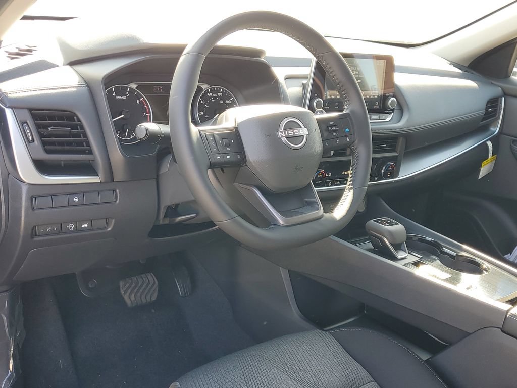 New 2026 Nissan Rogue SV w/ Cold Weather Package FWD image 14