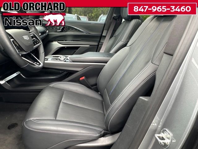 Used 2024 Cadillac Lyriq Luxury AWD/4WD image 10