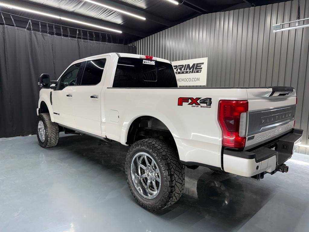 Used 2017 Ford F250 Platinum w/ FX4 Off-Road Package AWD/4WD image 4