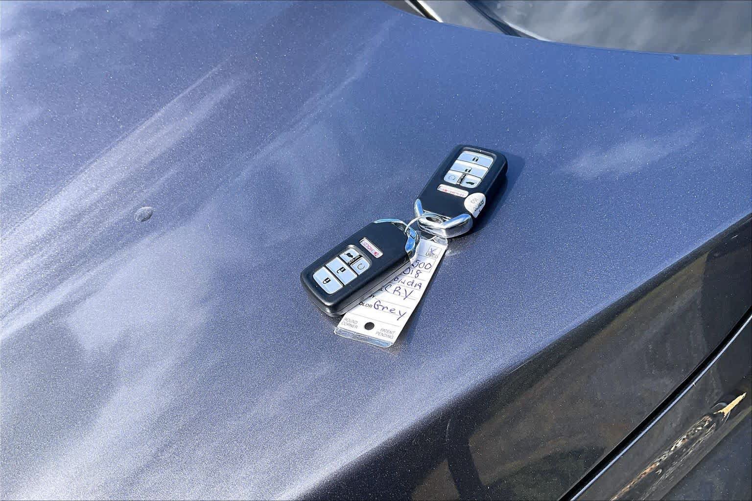 Used 2018 Honda CR-V Touring image 14