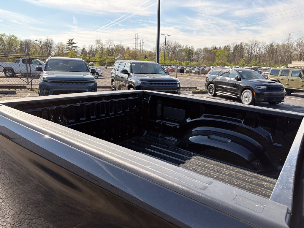 New 2026 RAM 1500 Express AWD/4WD image 13