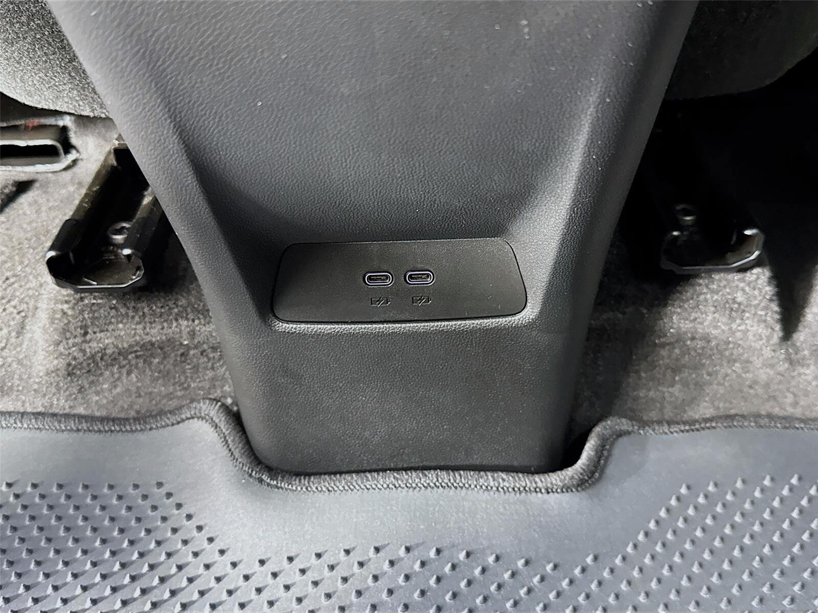 Certified 2025 Chevrolet Equinox ACTIV w/ Safety and Technology Package AWD/4WD image 27