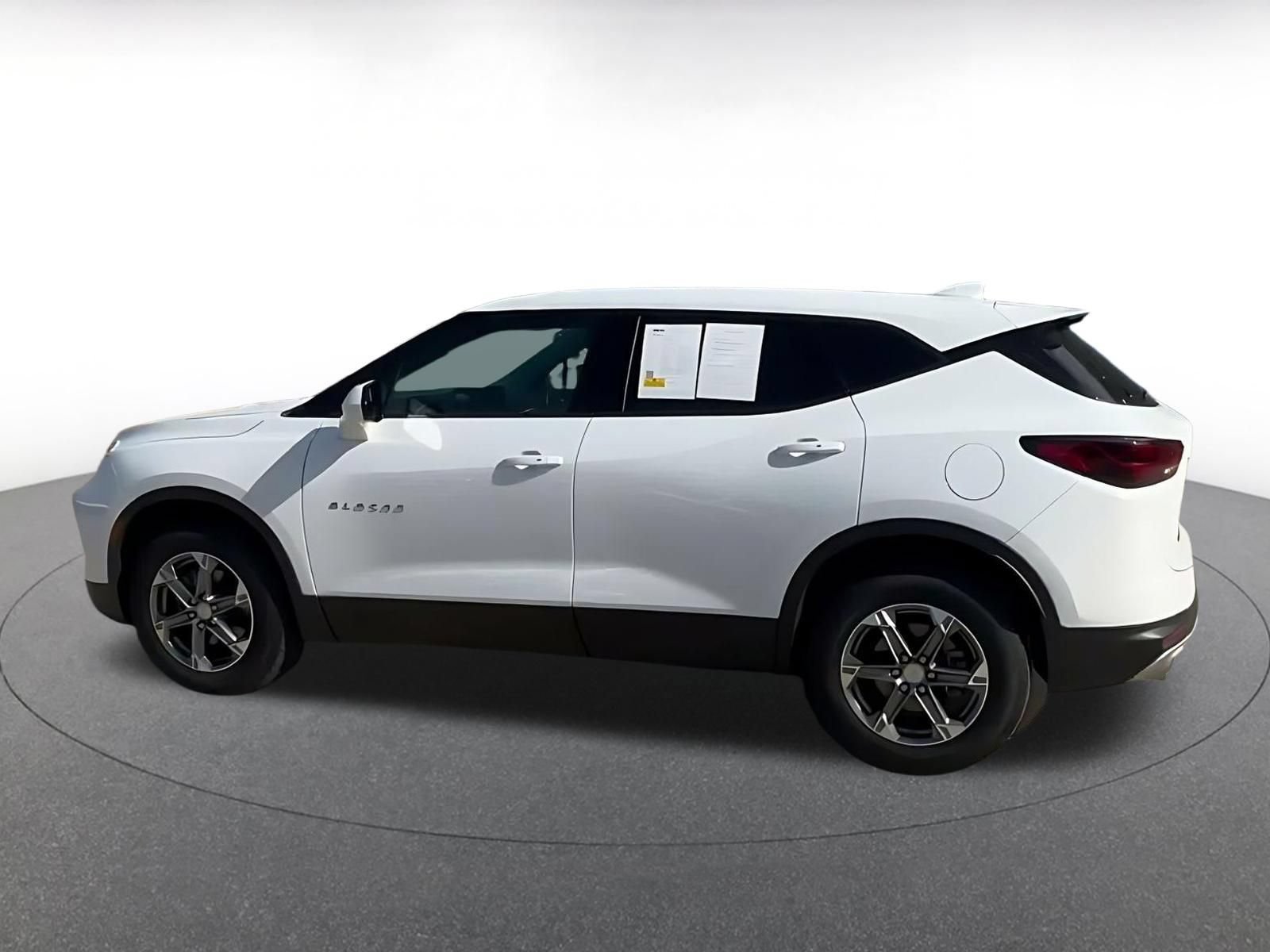 Used 2026 Chevrolet Blazer LT FWD image 10