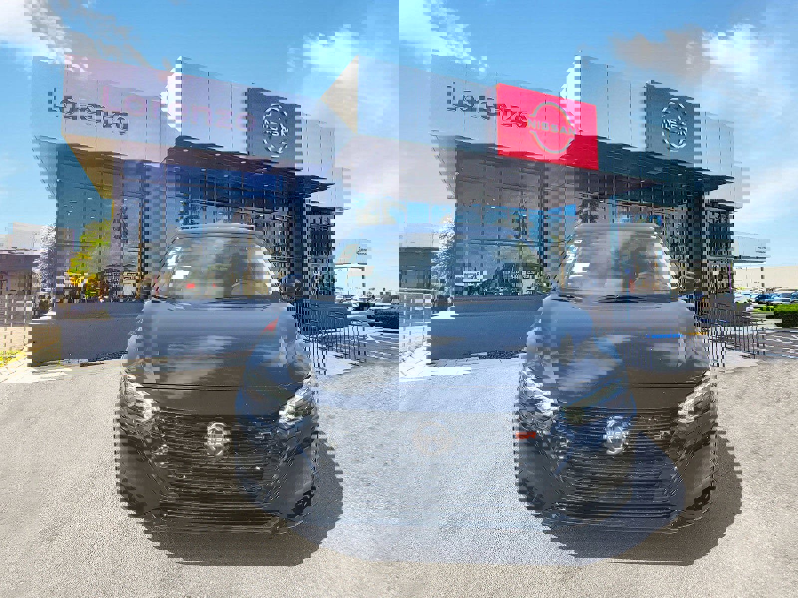 New 2025 Nissan Sentra SR w/ Midnight Edition image 2