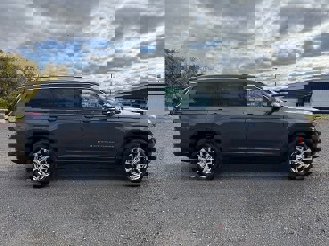 Used 2021 Jeep Grand Cherokee L Limited image 6