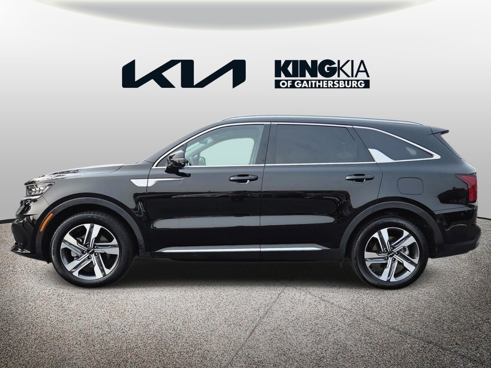 Certified 2023 Kia Sorento SX Prestige w/ Panoramic Sunroof Package AWD/4WD image 7
