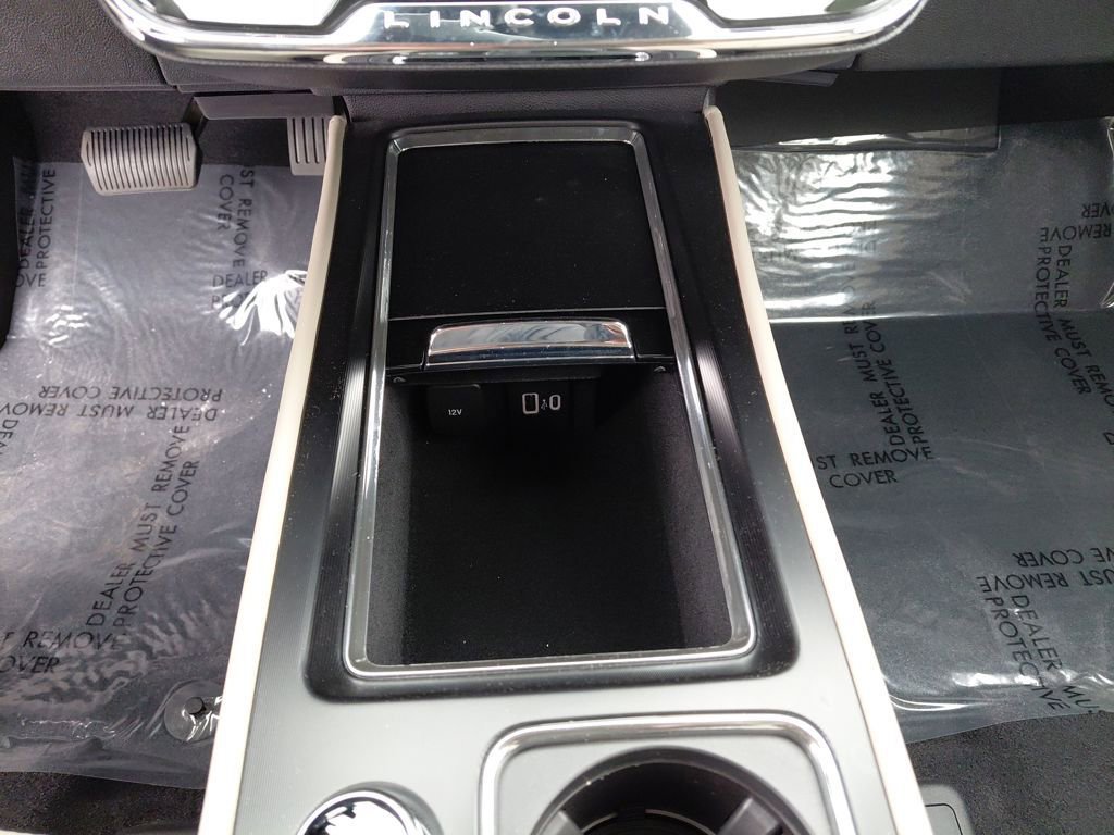 New 2026 Lincoln Corsair Grand Touring image 21