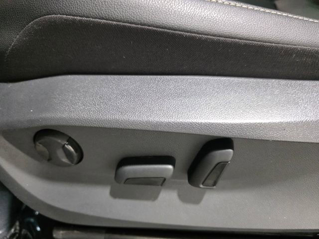 Certified 2023 Volkswagen Tiguan SE w/ Panoramic Sunroof Package image 14