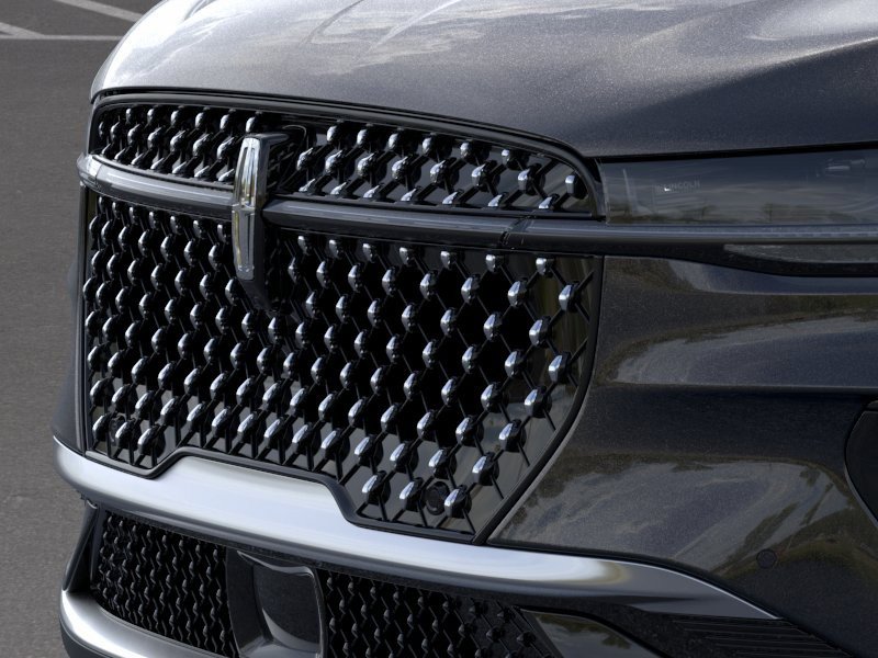 New 2026 Lincoln Nautilus Premier image 17