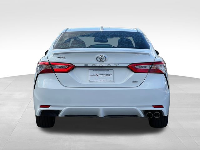 Used 2020 Toyota Camry SE image 4
