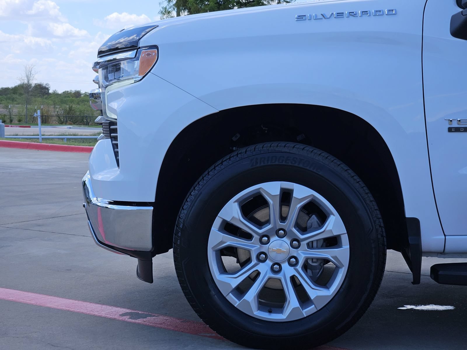 Certified 2025 Chevrolet Silverado 1500 LTZ w/ LTZ Premium Texas Edition AWD/4WD image 12