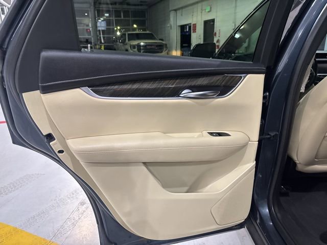 Used 2019 Cadillac XT5 AWD image 30