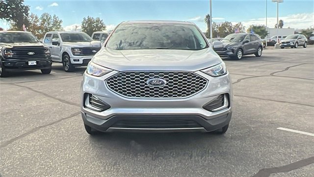 Used 2024 Ford Edge SEL image 8