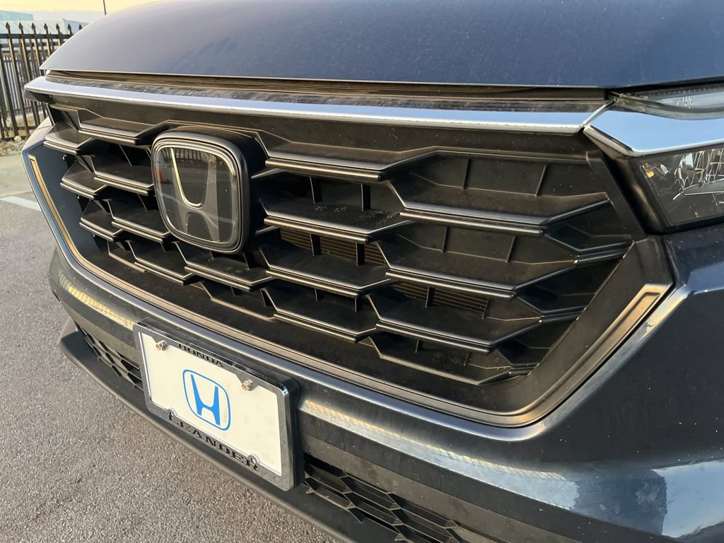 Used 2023 Honda CR-V LX image 13