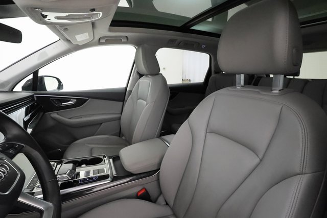 Used 2023 Audi Q7 3.0T Premium Plus image 10