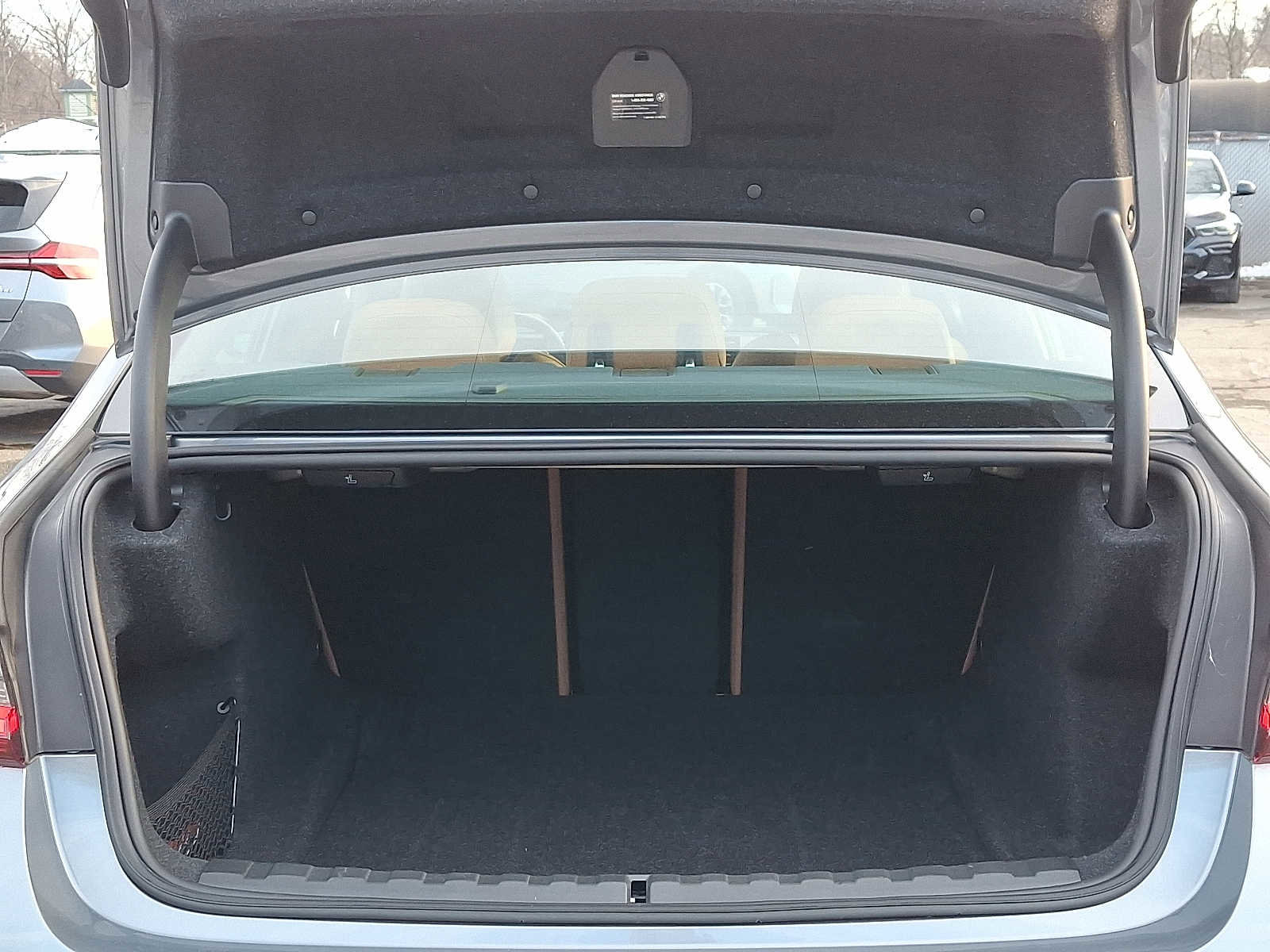 Used 2025 BMW 330i xDrive Sedan w/ M Sport Package image 28