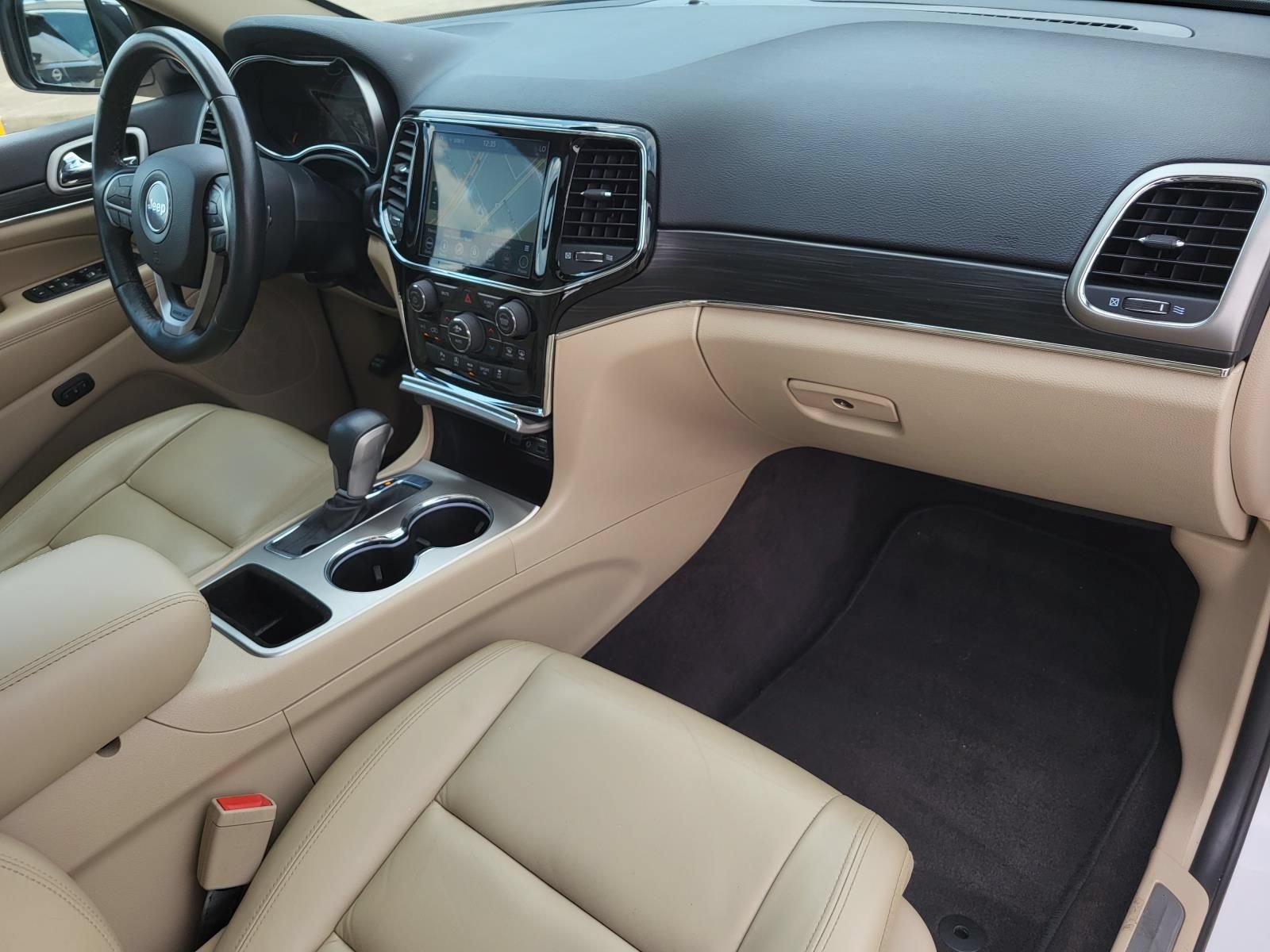 Used 2019 Jeep Grand Cherokee Limited RWD image 12