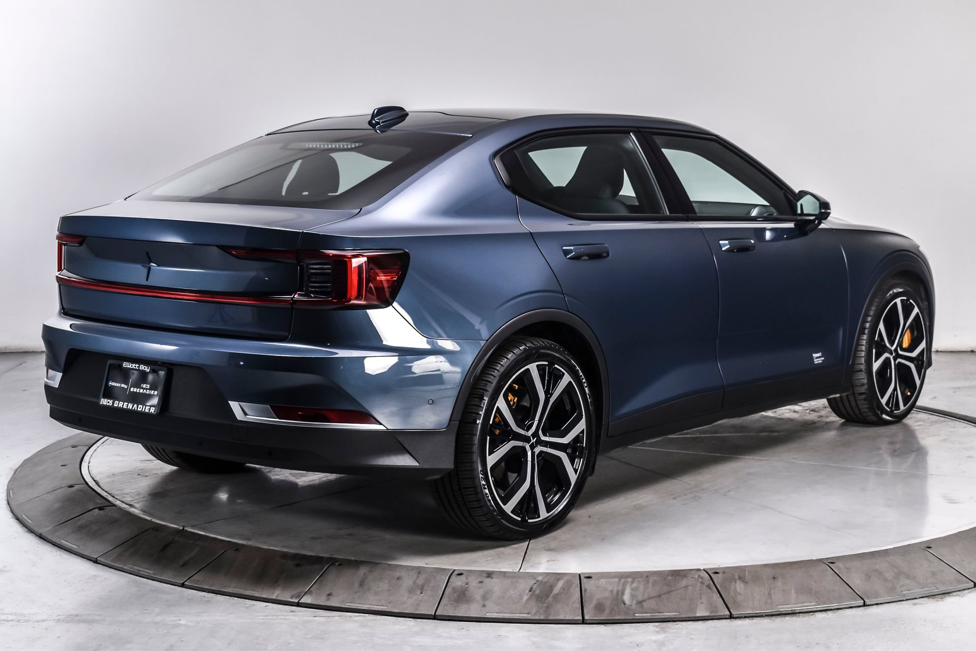 Used 2023 Polestar Polestar 2 w/ Pilot Pack AWD/4WD image 6