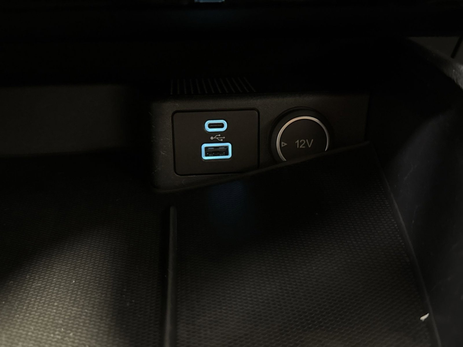 Used 2021 Ford Escape SEL image 31