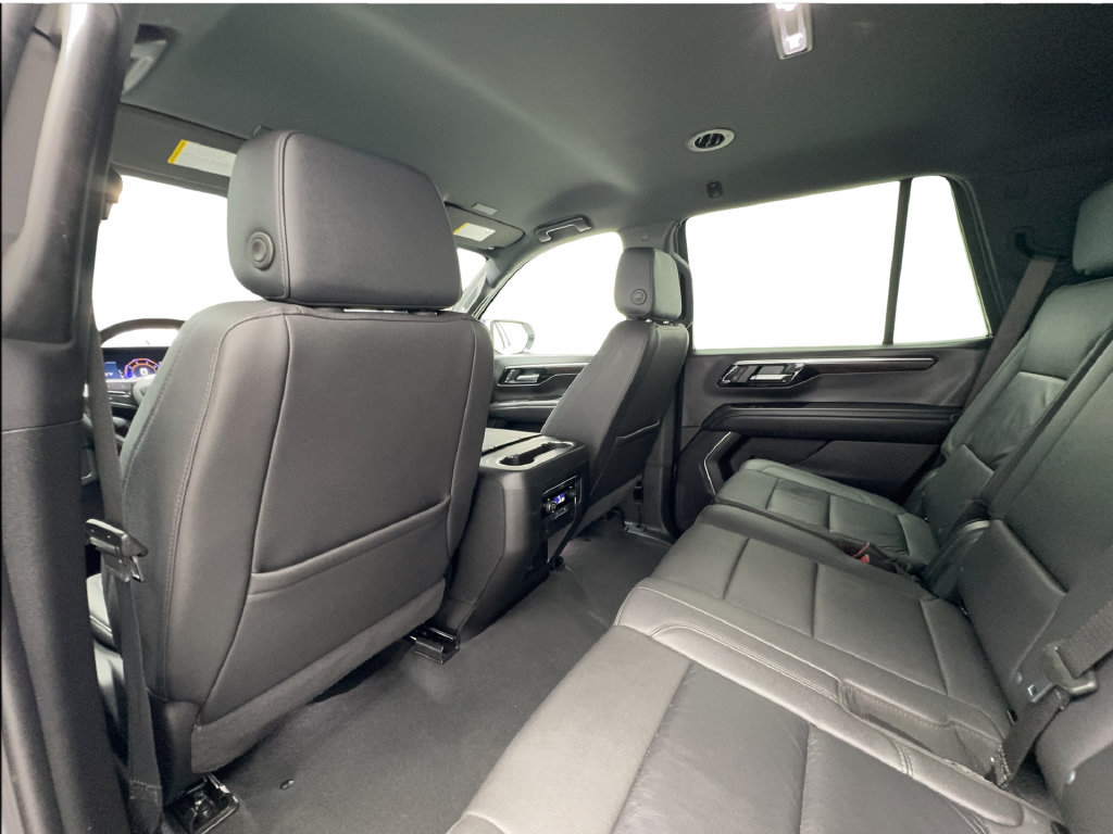 Used 2025 Chevrolet Tahoe LT RWD image 32