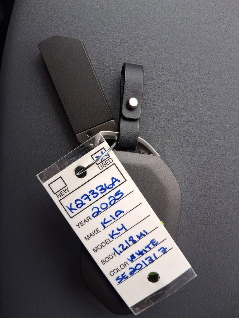 Used 2025 Kia K4 EX image 14