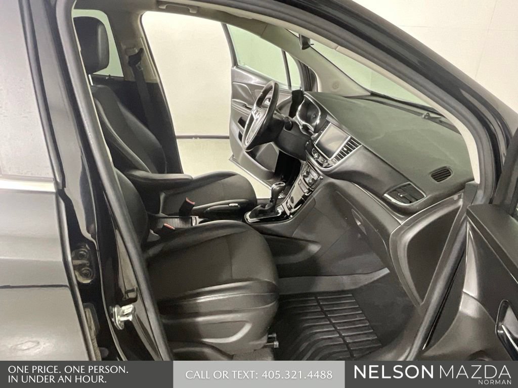 Used 2019 Buick Encore Sport Touring FWD image 14