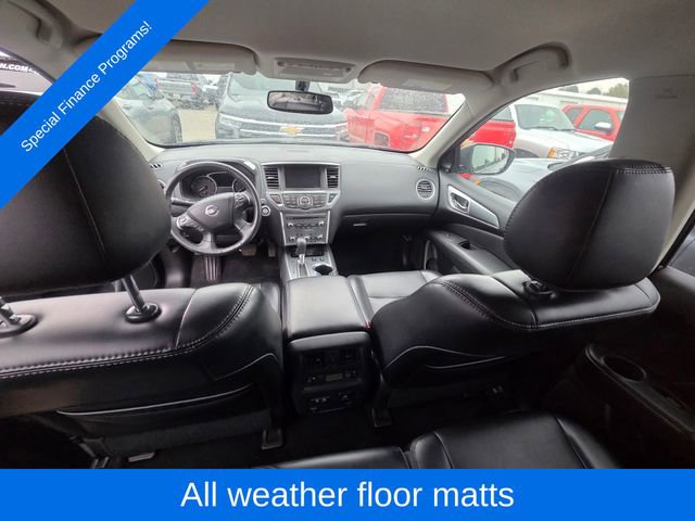 Used 2020 Nissan Pathfinder SL image 12
