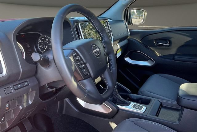 Certified 2026 Nissan Frontier SV w/ All-Weather Content Package AWD/4WD image 12