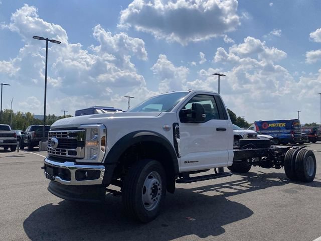 New 2025 Ford F600 2WD Regular Cab Super Duty w/ XL Chrome Package image 8