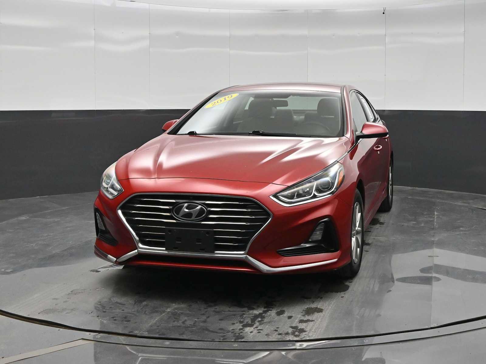 Used 2019 Hyundai Sonata SE FWD image 3