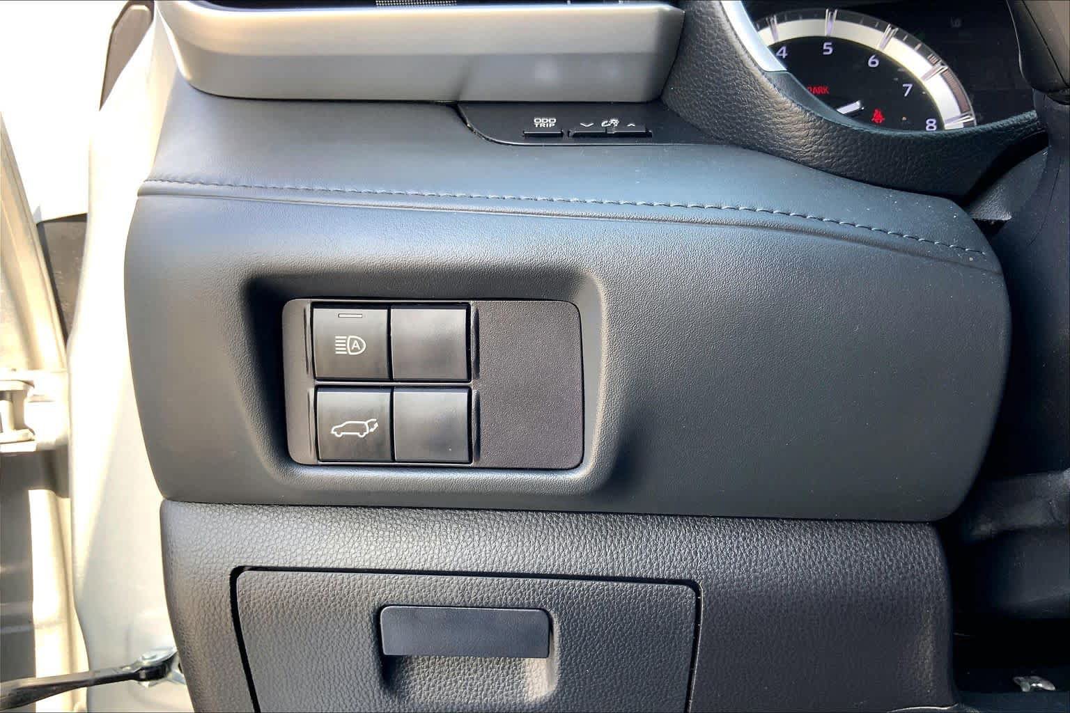 Used 2022 Toyota Highlander XSE AWD/4WD image 33
