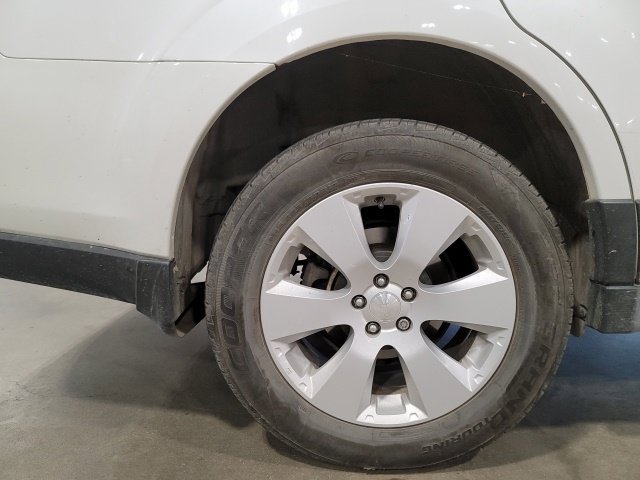 Used 2012 Subaru Outback 2.5i Premium w/ All-Weather Pkg AWD/4WD image 14