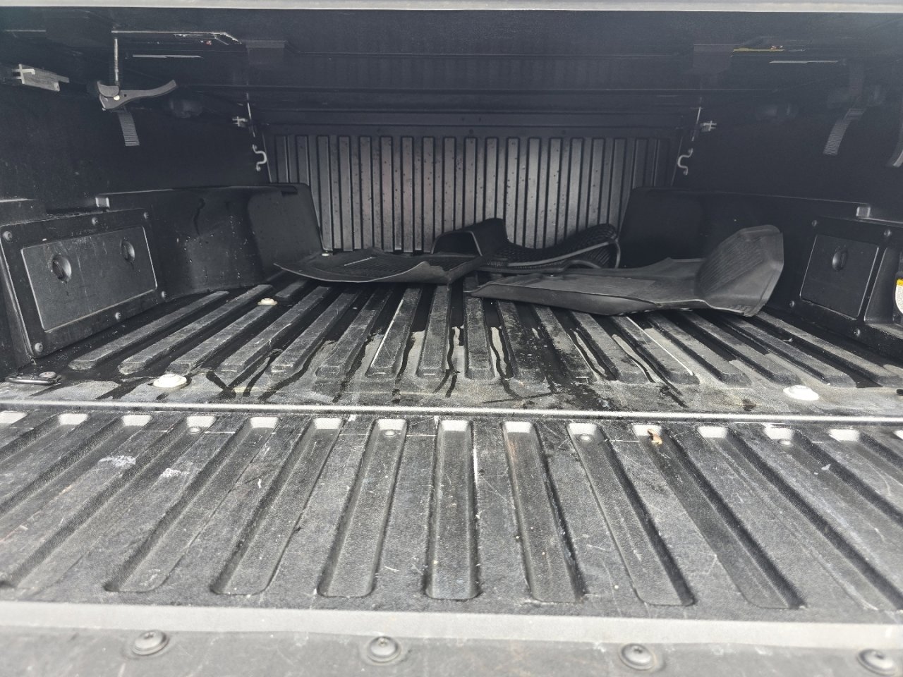 Certified 2017 Toyota Tacoma TRD Sport AWD/4WD image 19