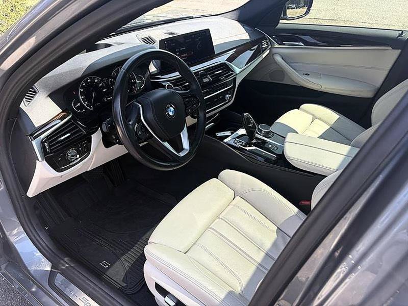 Used 2017 BMW 530i RWD image 13